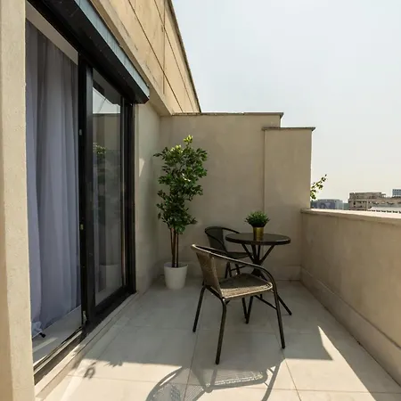 Elegant 1br - Old Town Sapphire - River View