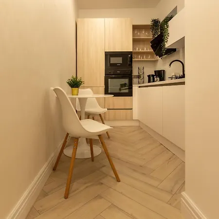 Apartamento Elegant 1br - Old Town Sapphire - River View Bucarest