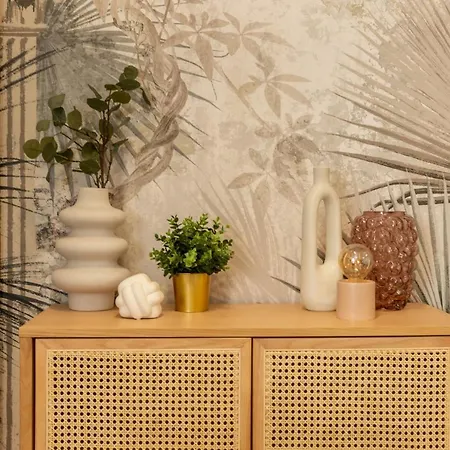 Apartment Elegant 1br - Old Town Sapphire - River View