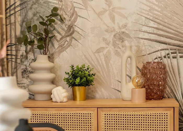 Elegant 1br - Old Town Sapphire - River View *