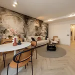 Elegant 1br - Old Town Sapphire - River View Bucharest