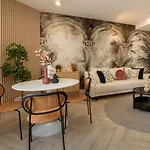 Elegant 1br - Old Town Sapphire - River View Apartment