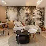 Elegant 1br - Old Town Sapphire - River View Bucharest