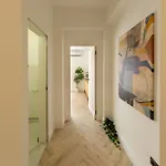 Elegant 1br - Old Town Sapphire - River View Apartment